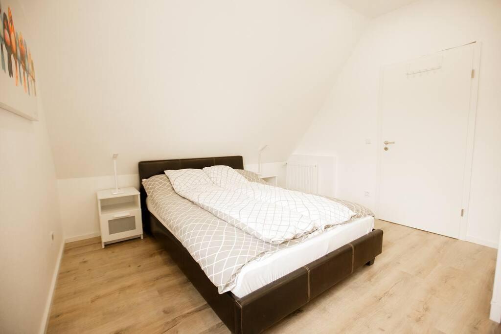 Bonquartier - House - Garden - Forest - Top Road Connection سيغبورغ المظهر الخارجي الصورة